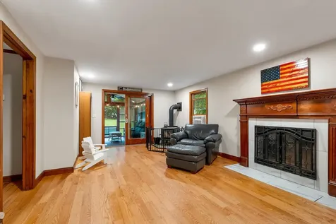 60 Buttrick Road Hampstead NH 03841