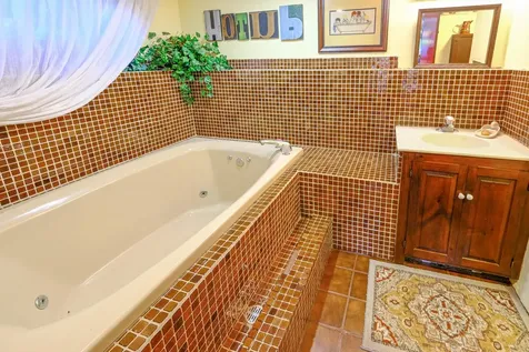 5 Scott Terrace Plymouth VT 05056