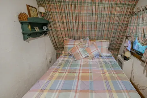 5 Scott Terrace Plymouth VT 05056