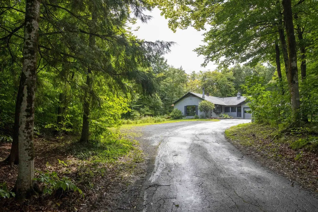 50 Barnes Road East Montpelier VT 05602