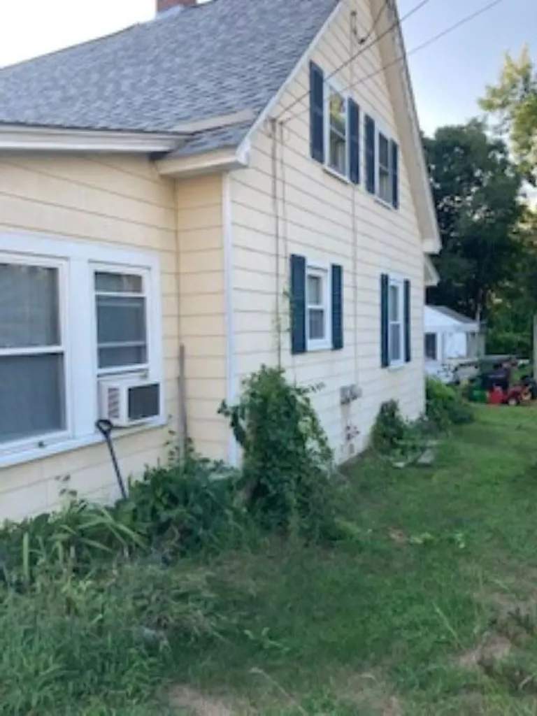 231 W Rosemont Avenue Manchester NH 03103