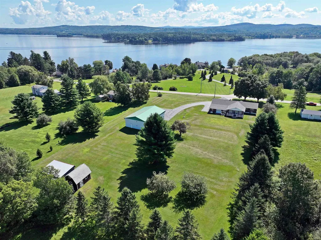 297 Strawberry Acres Newport Town VT 05857
