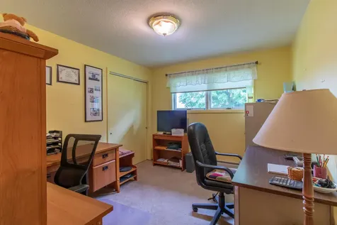 297 Strawberry Acres Newport Town VT 05857