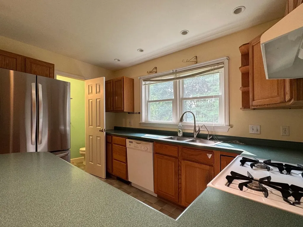 9 Timothy Avenue Lebanon NH 03784