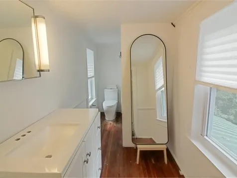 49 East Street Bristol VT 05443