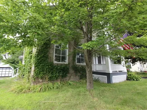 49 East Street Bristol VT 05443