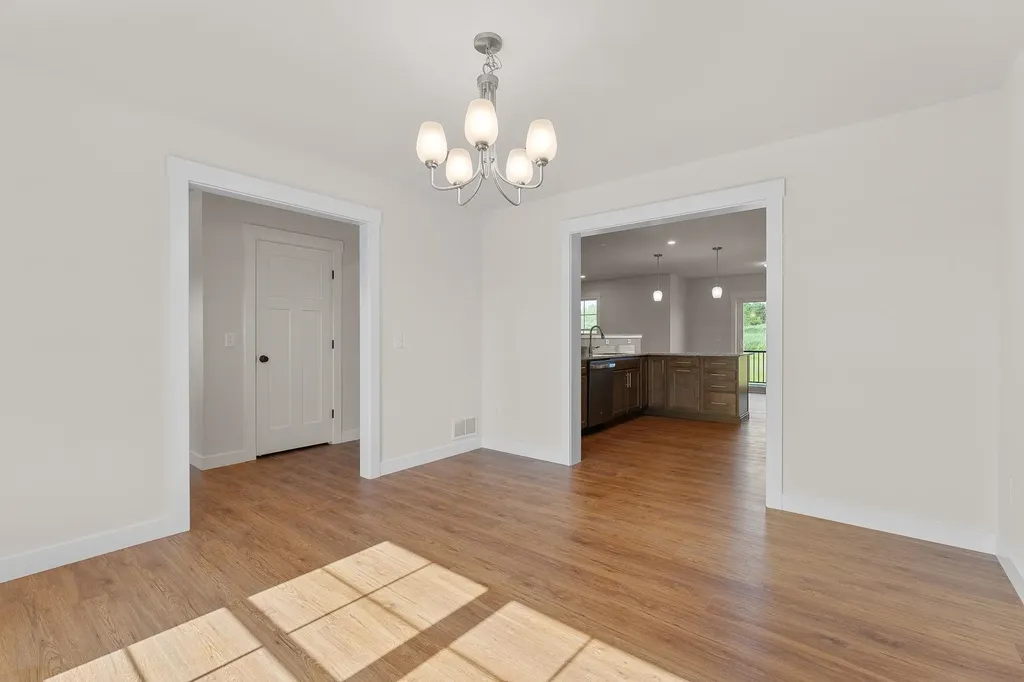 378 Commodore Drive Vergennes VT 05491