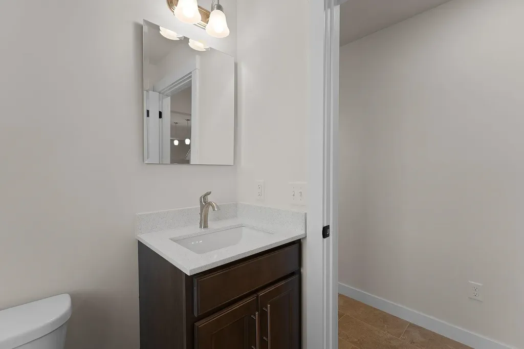 378 Commodore Drive Vergennes VT 05491