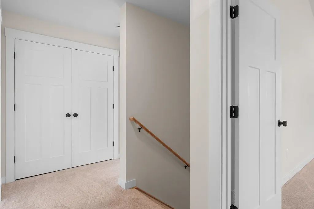 378 Commodore Drive Vergennes VT 05491