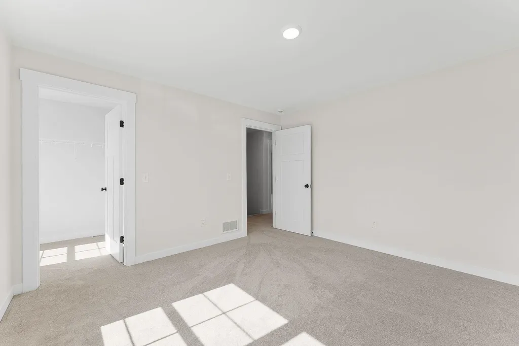 378 Commodore Drive Vergennes VT 05491