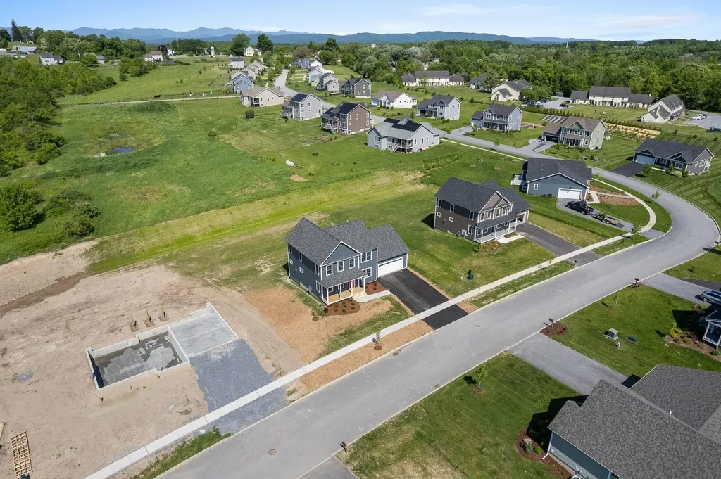 378 Commodore Drive Vergennes VT 05491