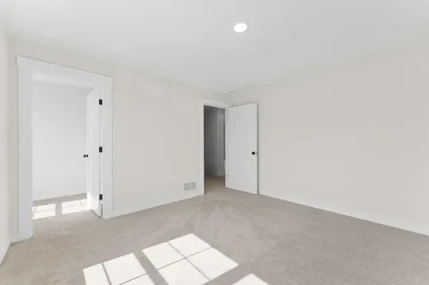 378 Commodore Drive Vergennes VT 05491