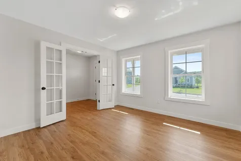 378 Commodore Drive Vergennes VT 05491