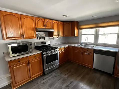 2 Eglin Boulevard Londonderry NH 03053