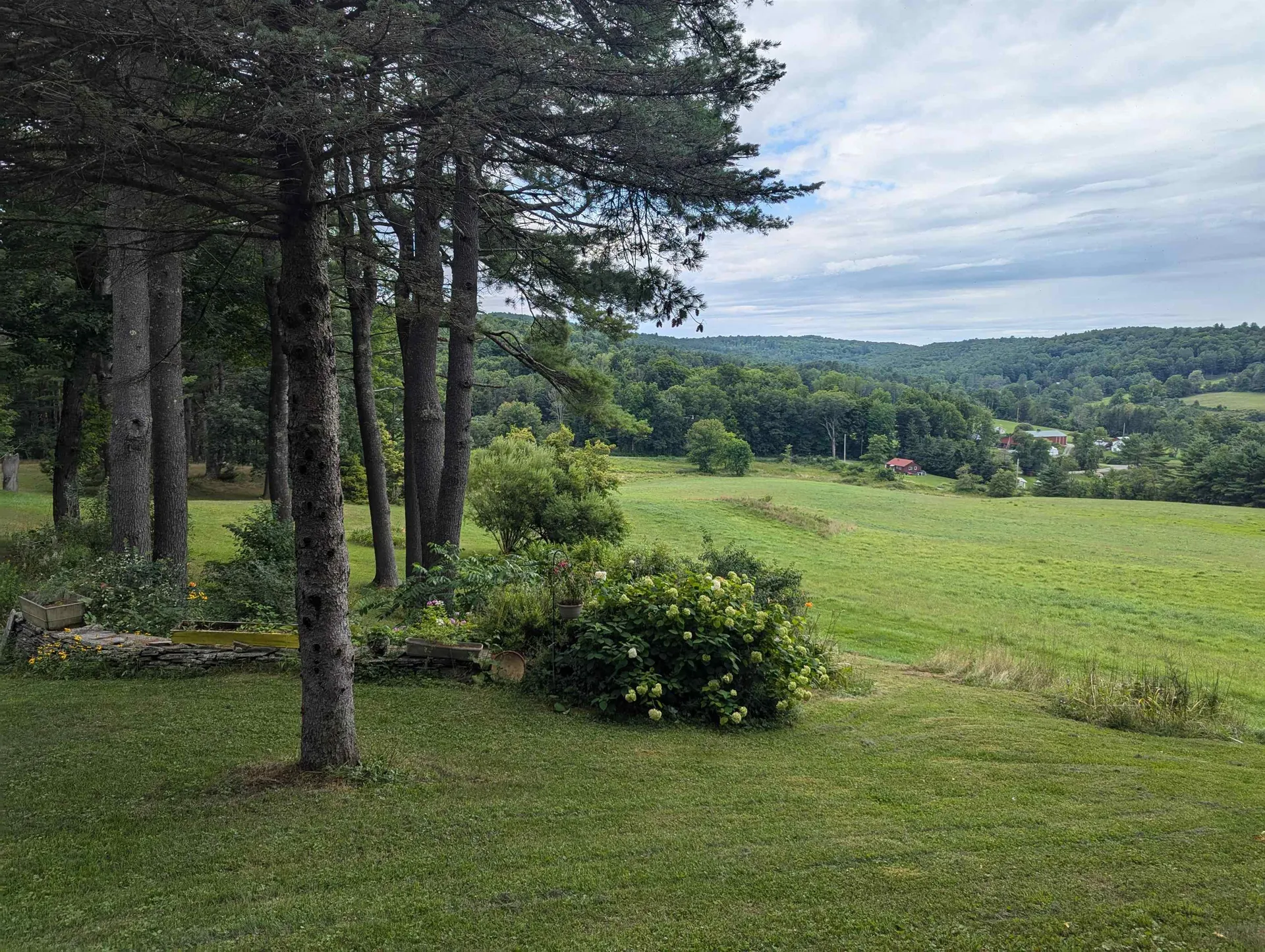 56 Mount Hunger Road Hartland VT 05048