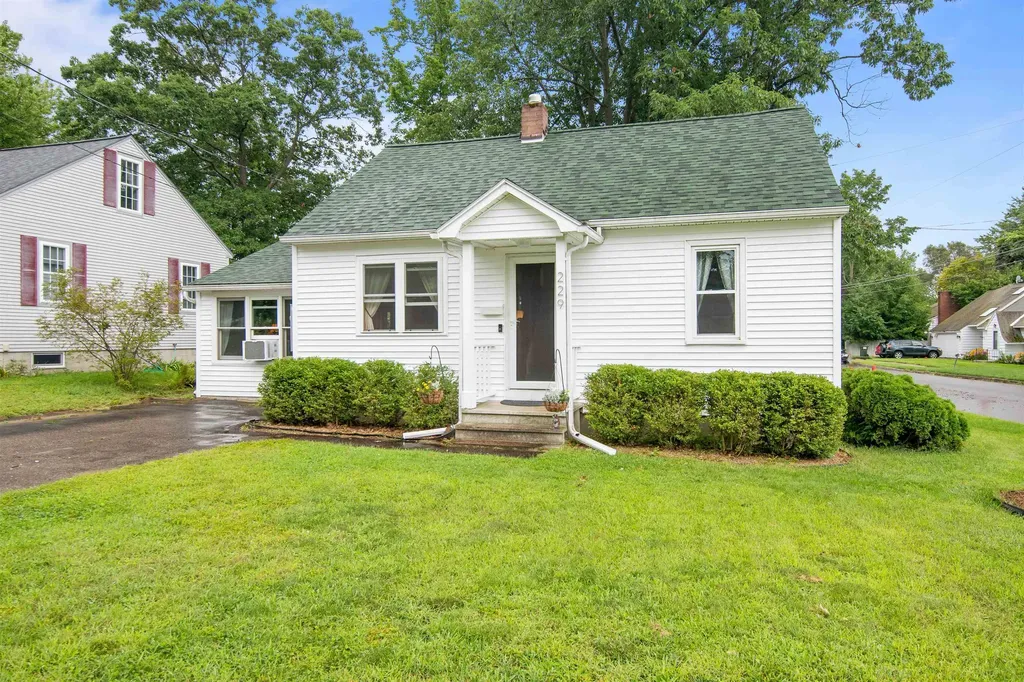 229 Woodlawn Road Burlington VT 05408