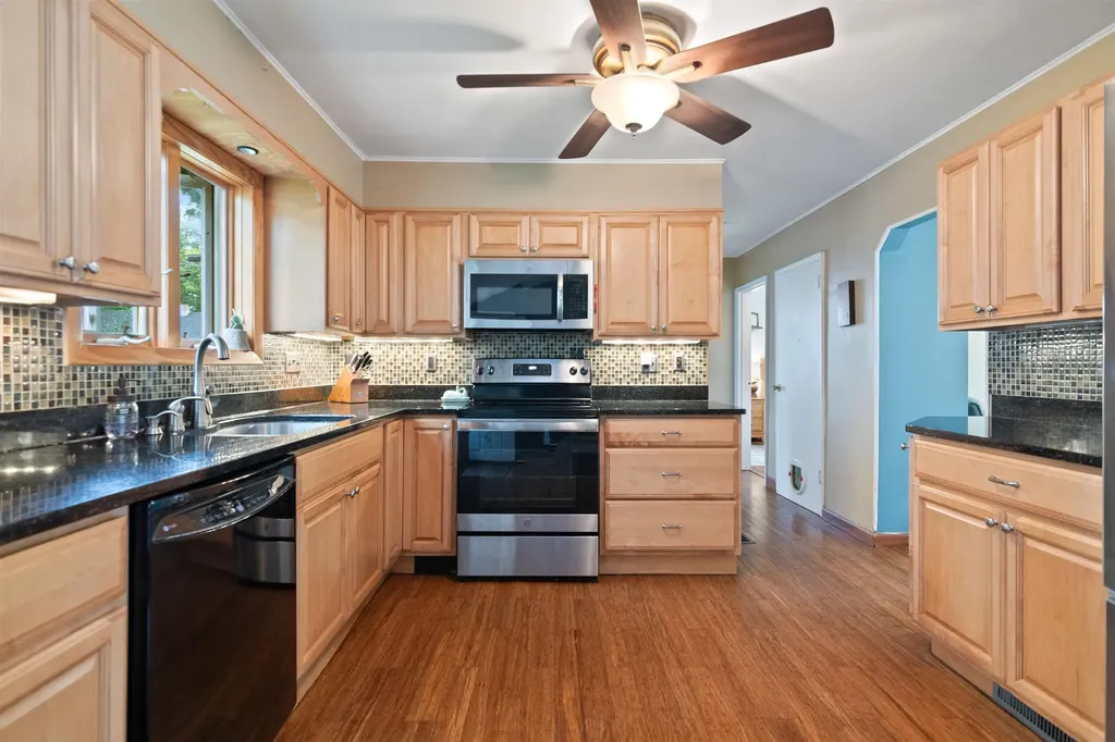 229 Woodlawn Road Burlington VT 05408