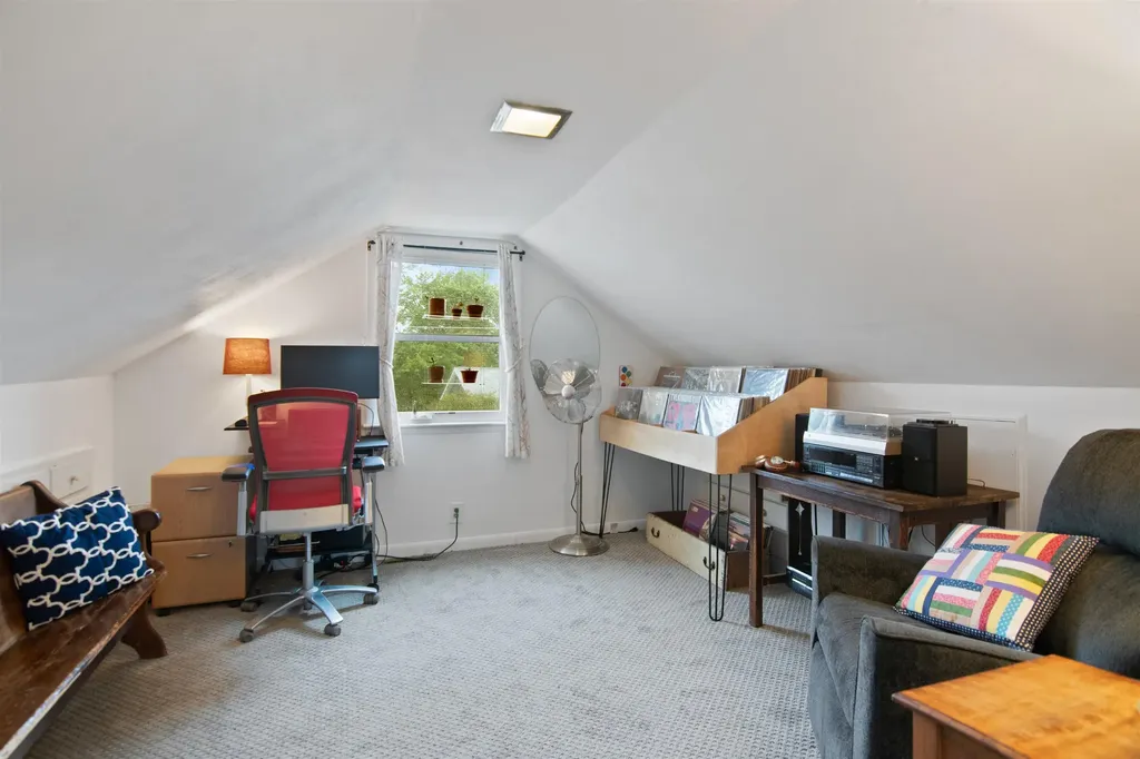 229 Woodlawn Road Burlington VT 05408