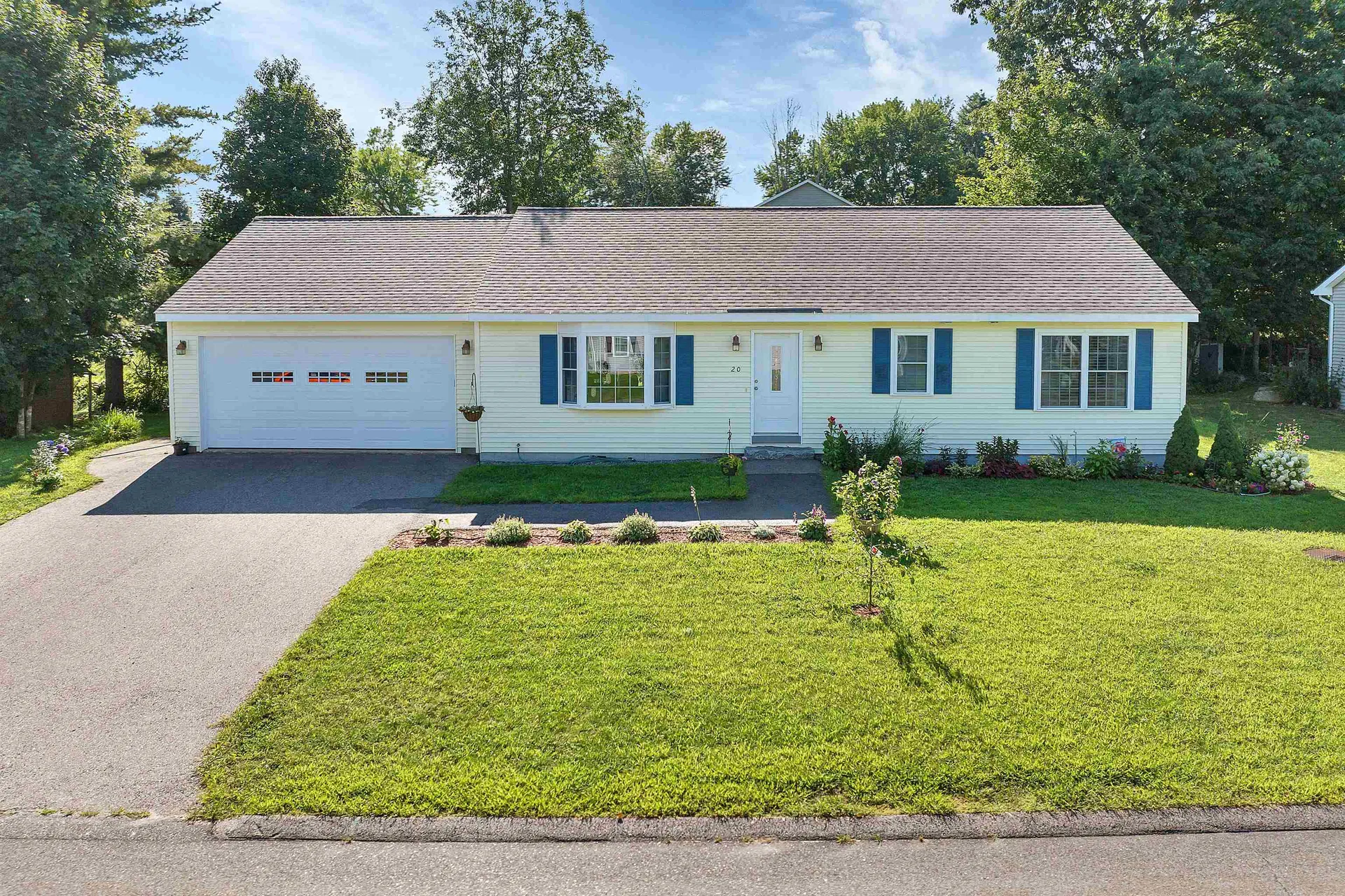 20 Linny Lane Laconia NH 03246