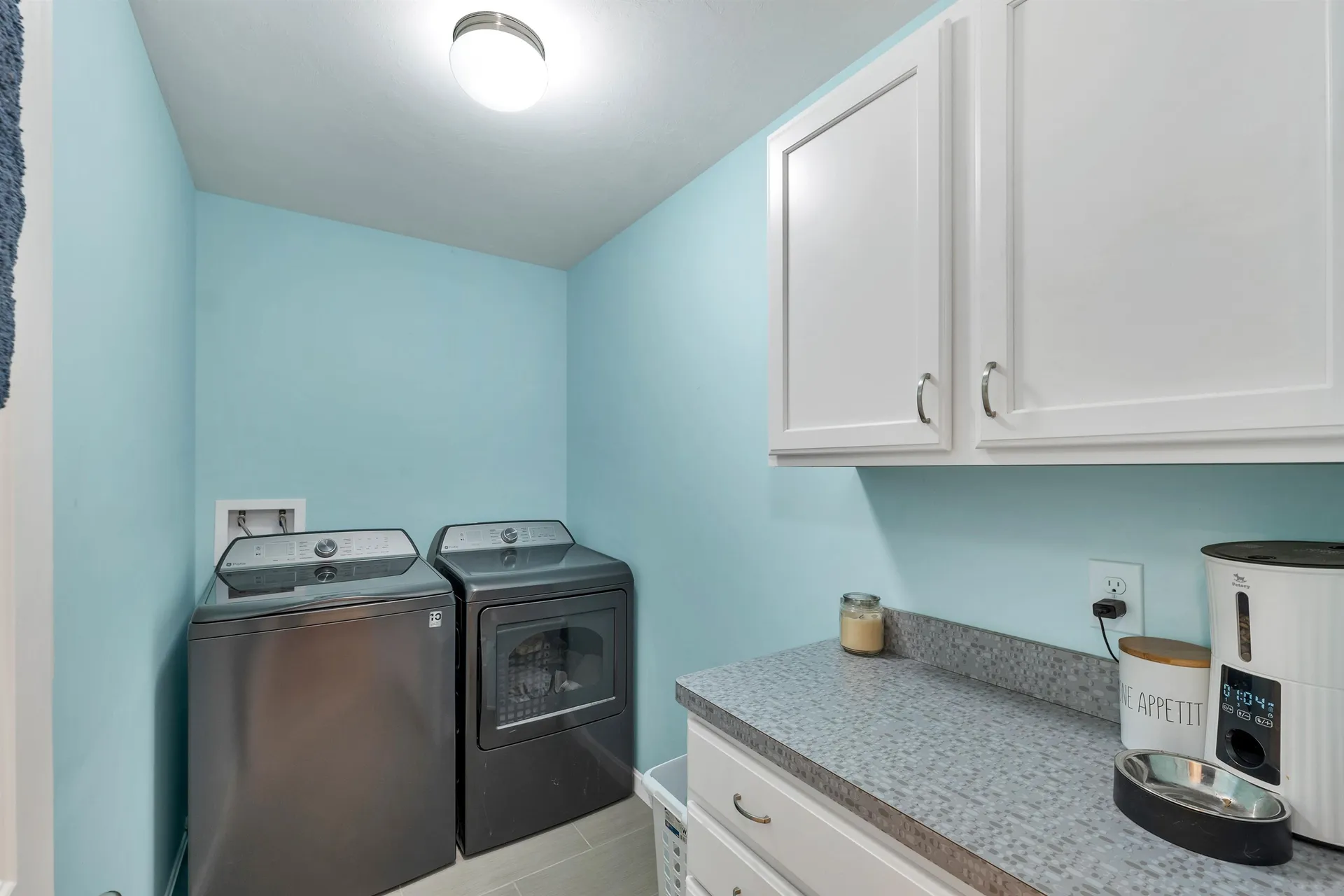 20 Linny Lane Laconia NH 03246