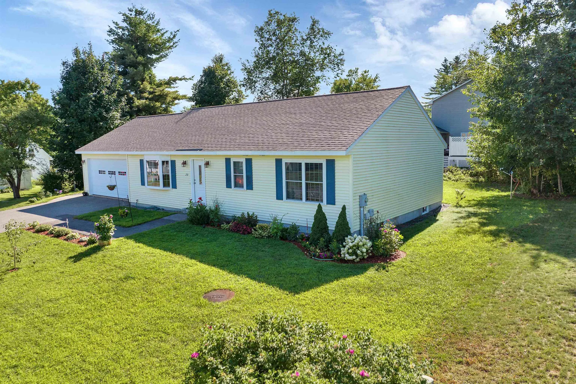 20 Linny Lane Laconia NH 03246