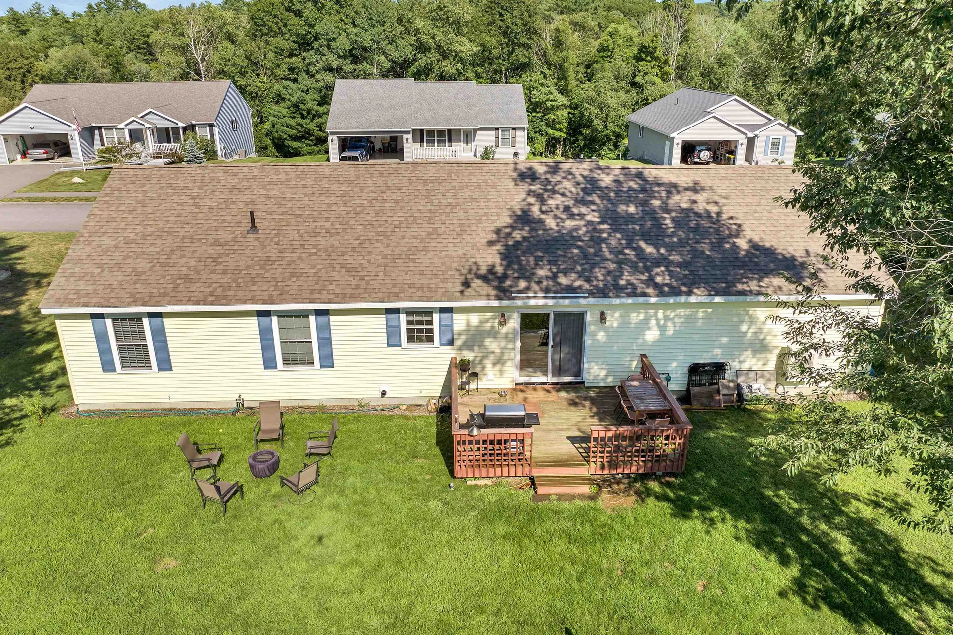 20 Linny Lane Laconia NH 03246