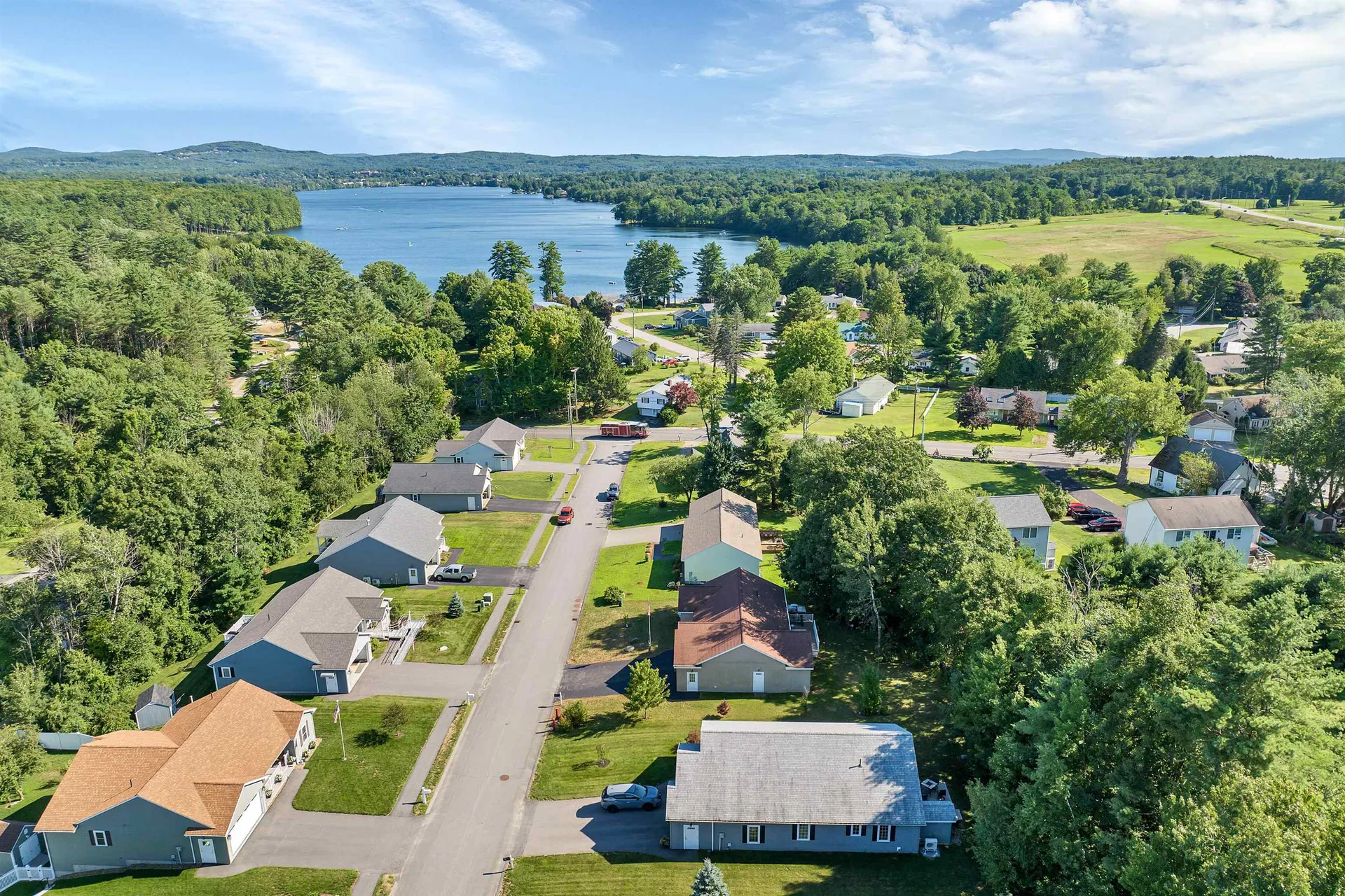 20 Linny Lane Laconia NH 03246
