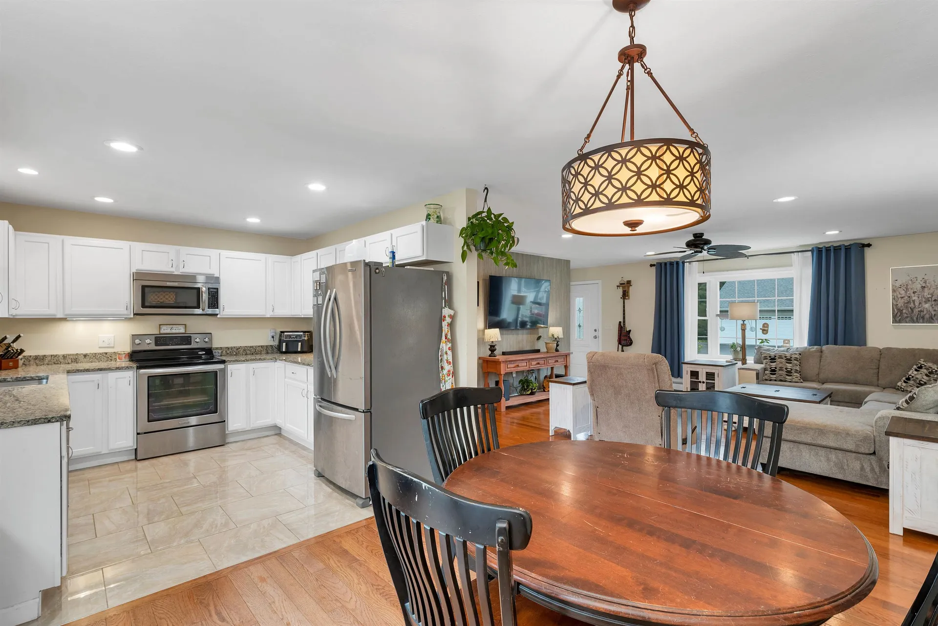 20 Linny Lane Laconia NH 03246