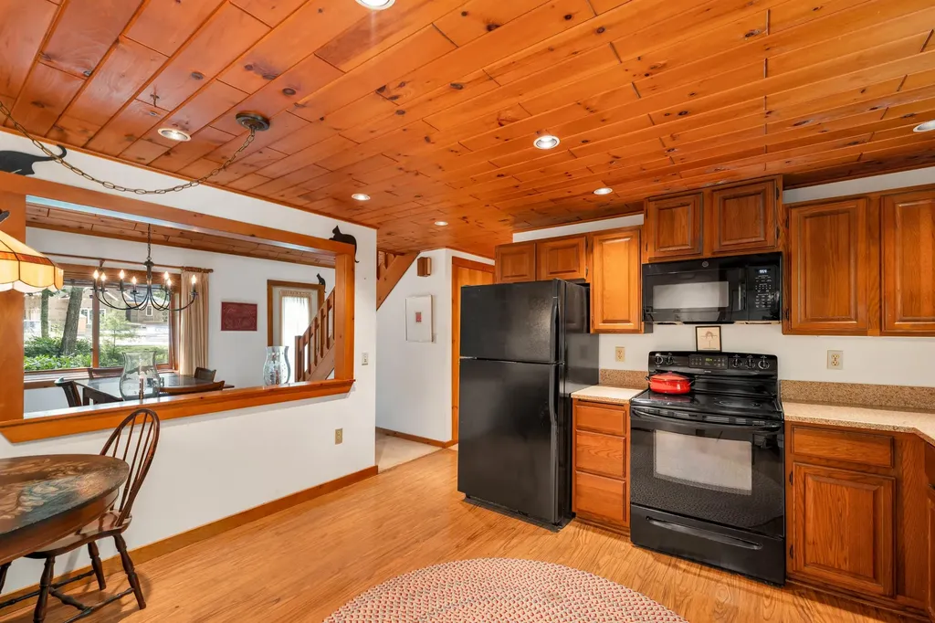 22 Lang Pond Road Wolfeboro NH 03894