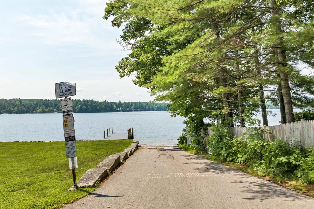 22 Lang Pond Road Wolfeboro NH 03894