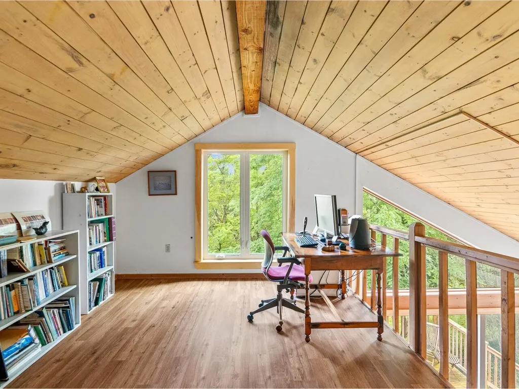 6765 Spear Street Charlotte VT 05445