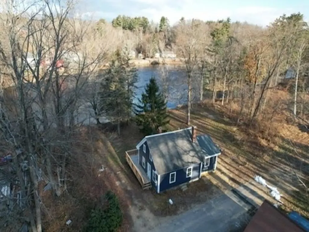 31 Crescent Street Boscawen NH 03303