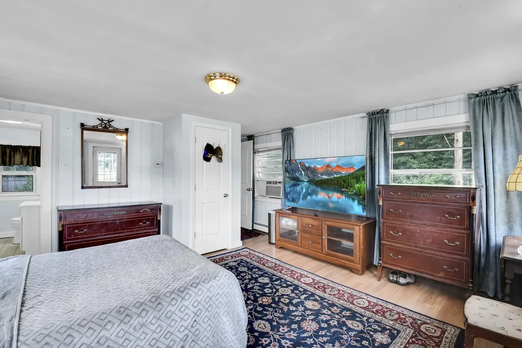 562 W Main Street Tilton NH 03276