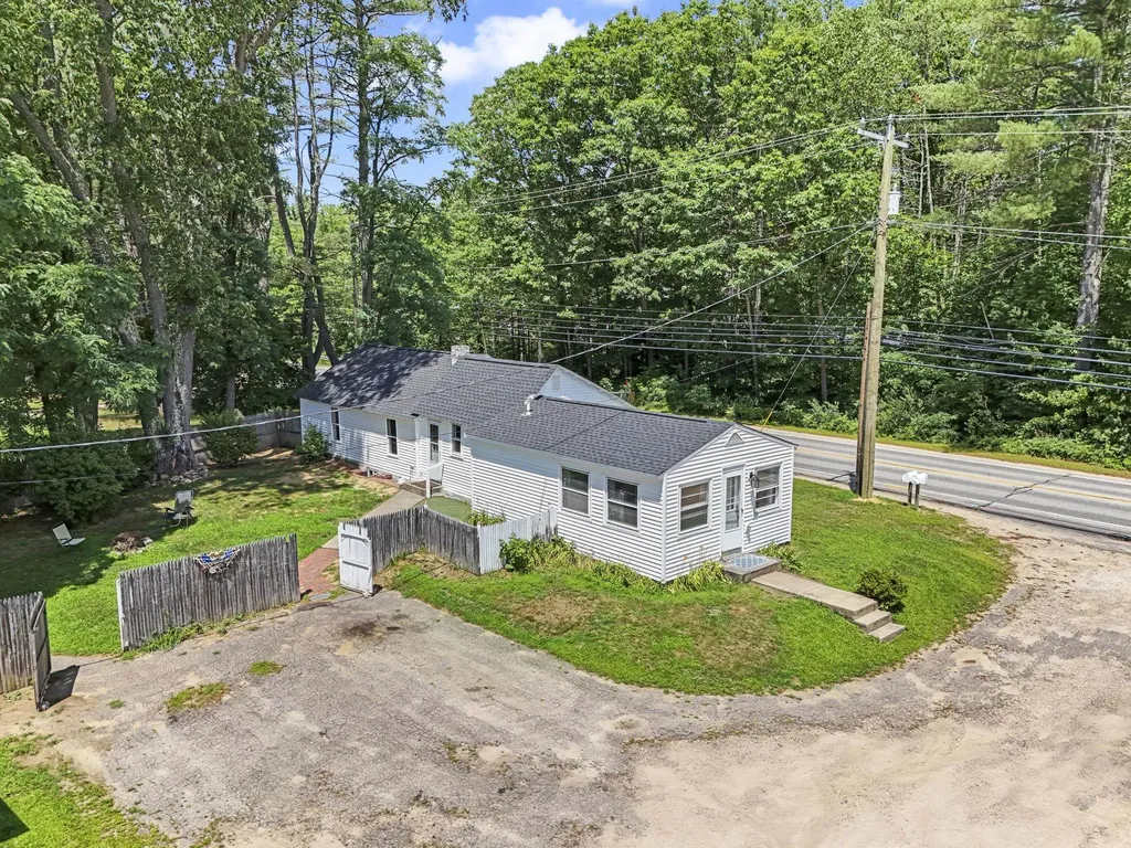 562 W Main Street Tilton NH 03276