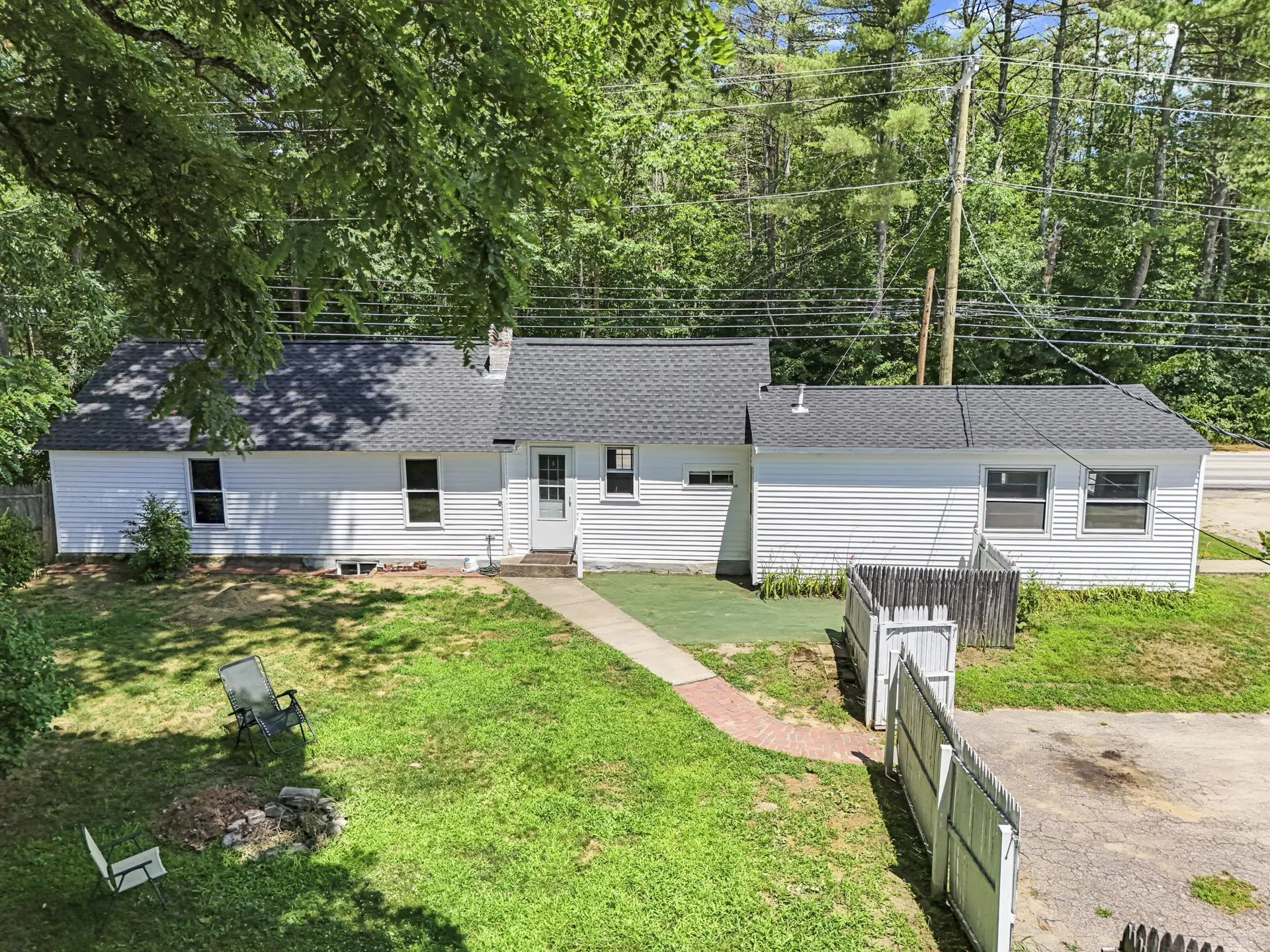 562 W Main Street Tilton NH 03276