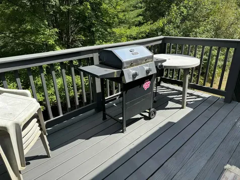 94 Elm Street Ossipee NH 03864