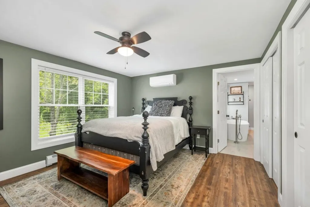 11 Goodrich Road Wolfeboro NH 03894