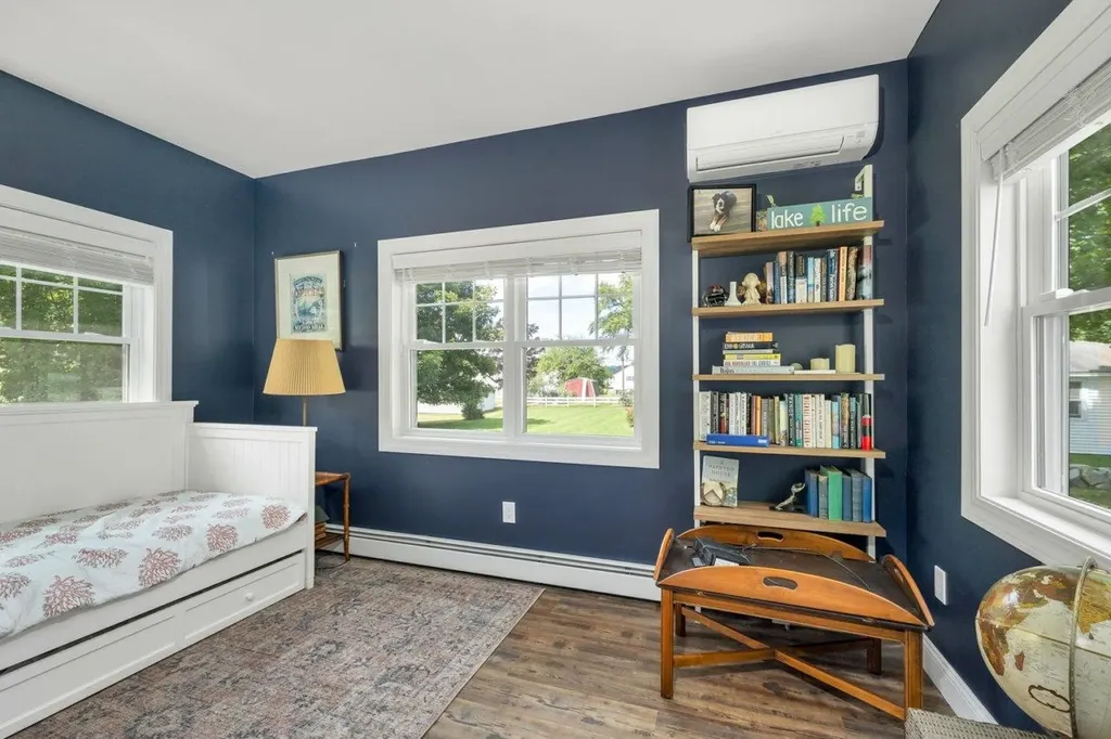 11 Goodrich Road Wolfeboro NH 03894