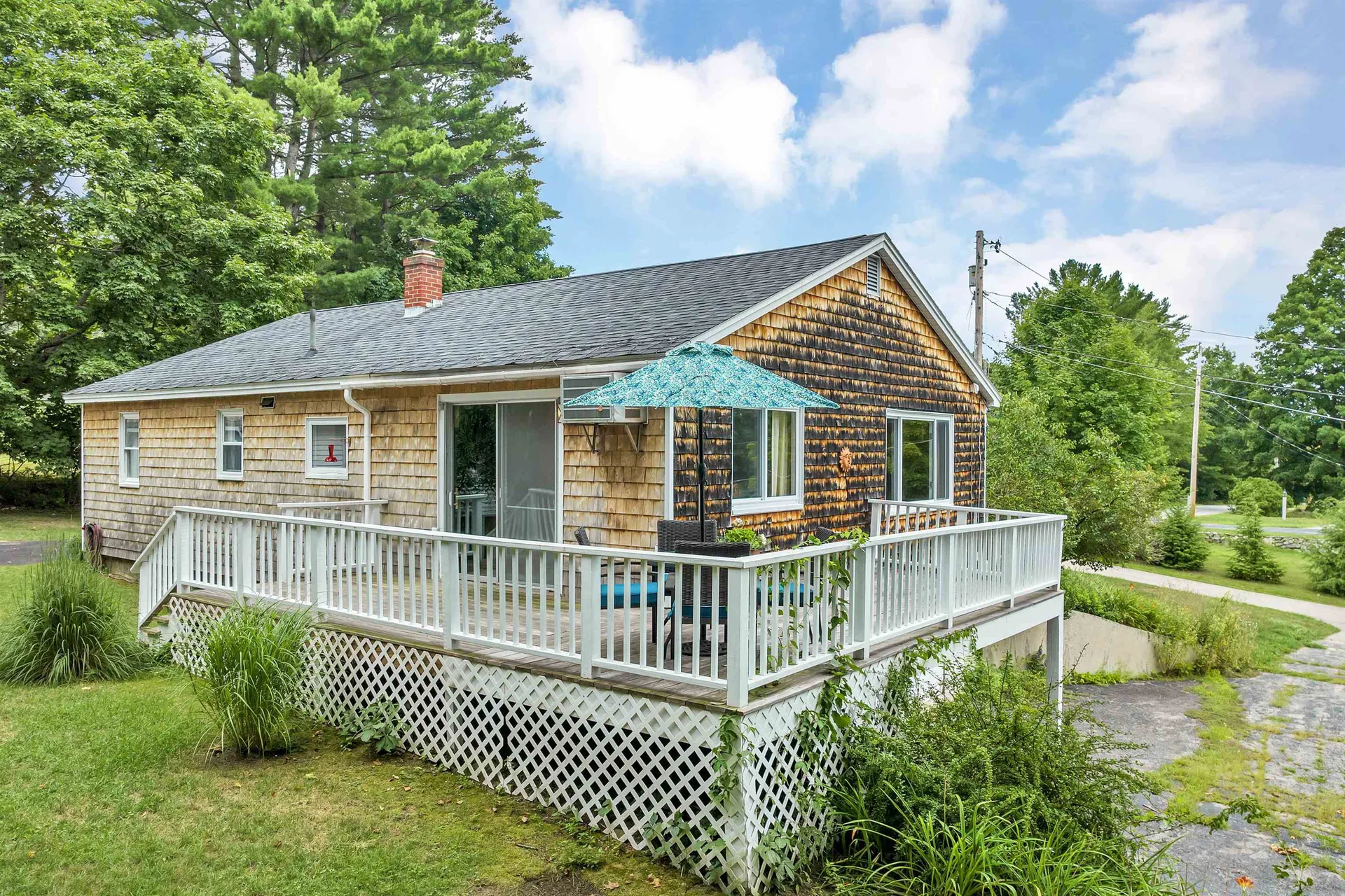 13 Lucas Street Wolfeboro NH 03894