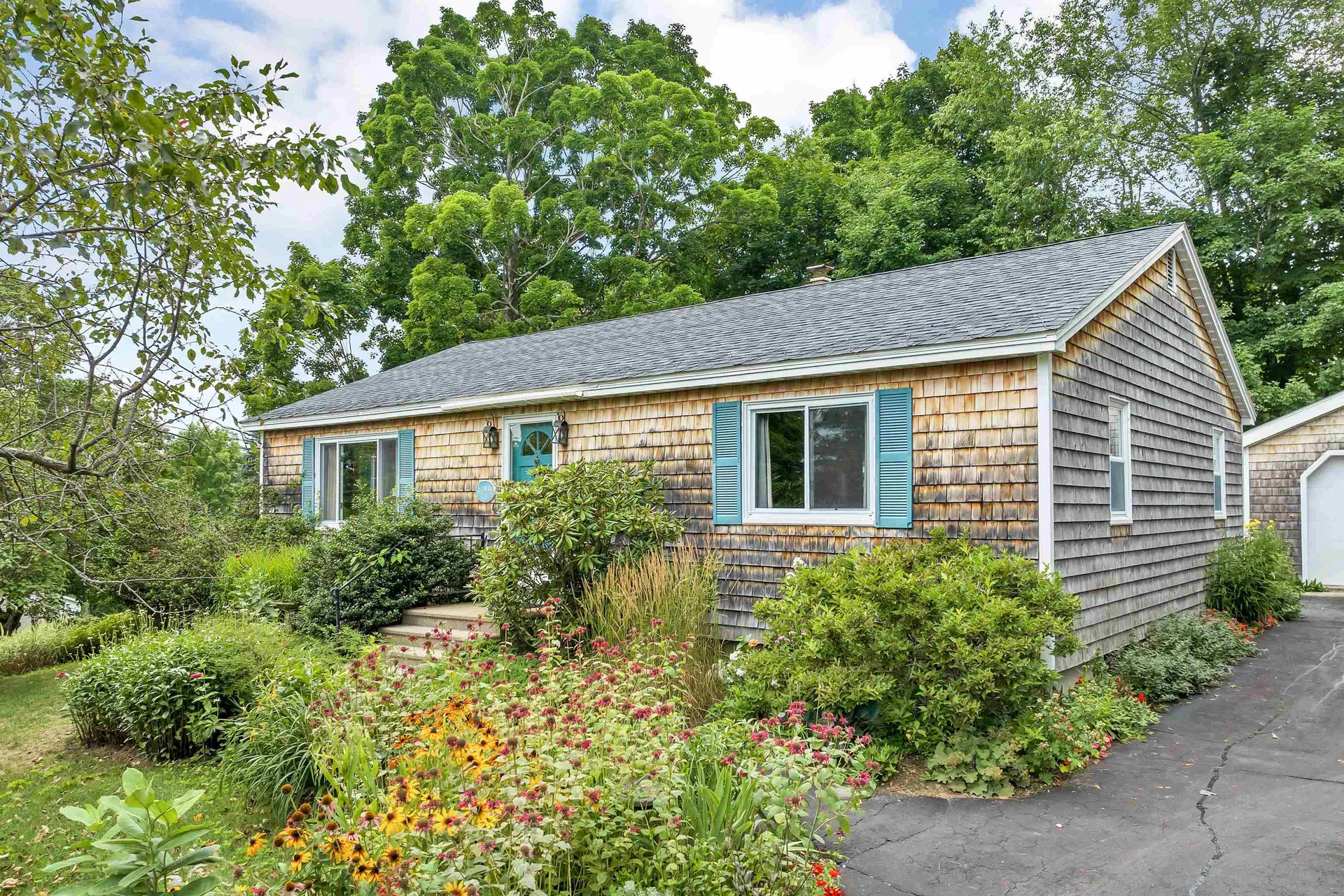 13 Lucas Street Wolfeboro NH 03894
