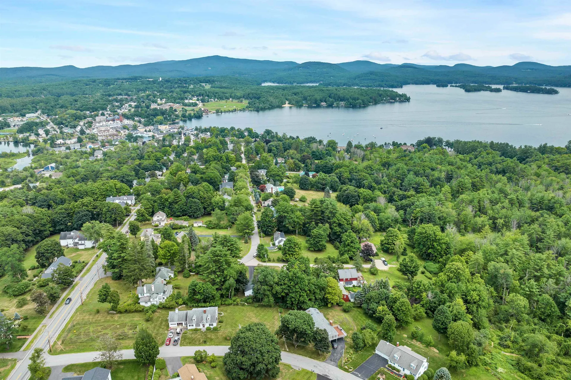 13 Lucas Street Wolfeboro NH 03894