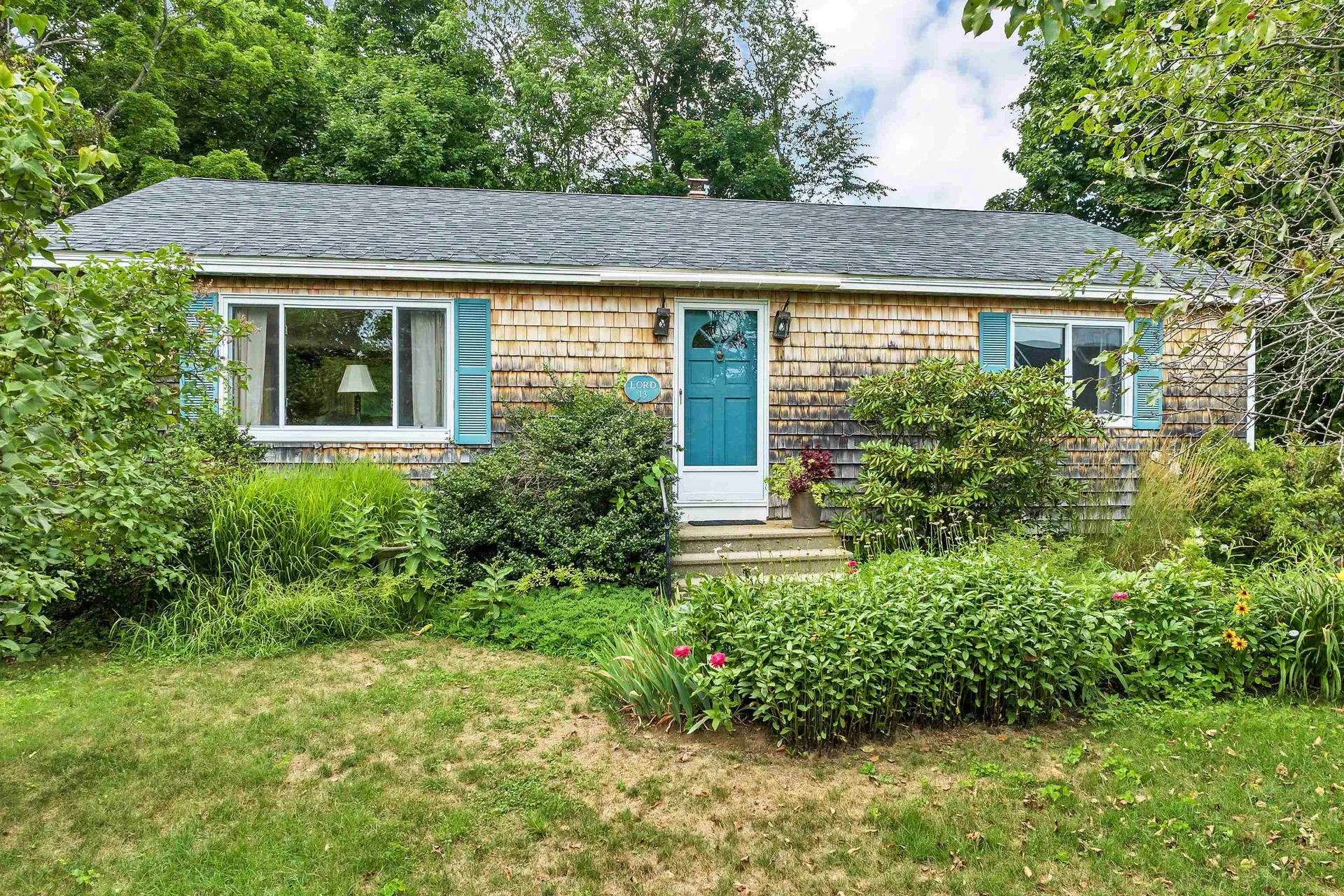 13 Lucas Street Wolfeboro NH 03894