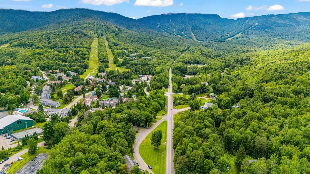 27 Old 108 Loop Cambridge VT 05464