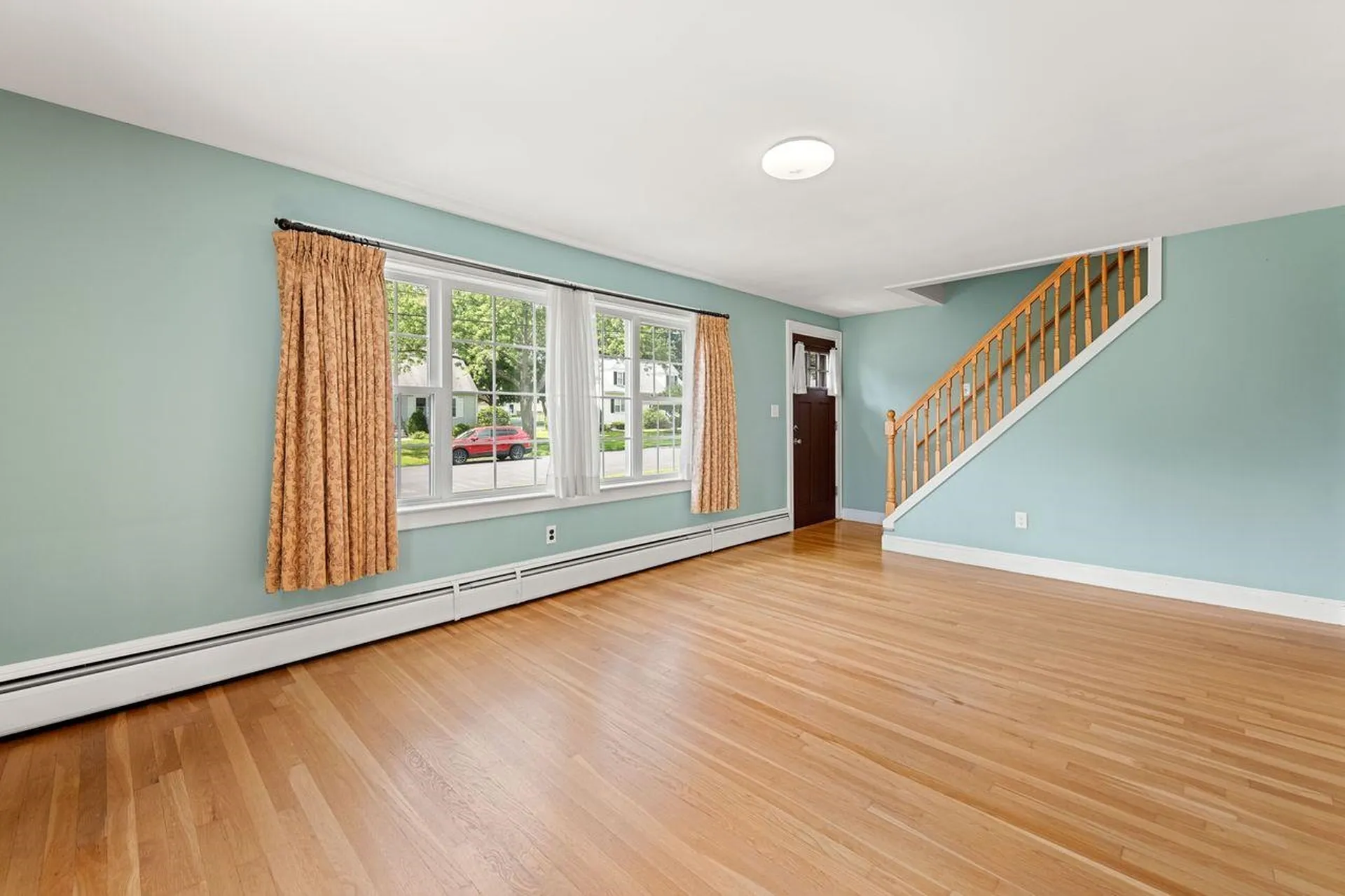 10 Crescent Avenue Dover NH 03820