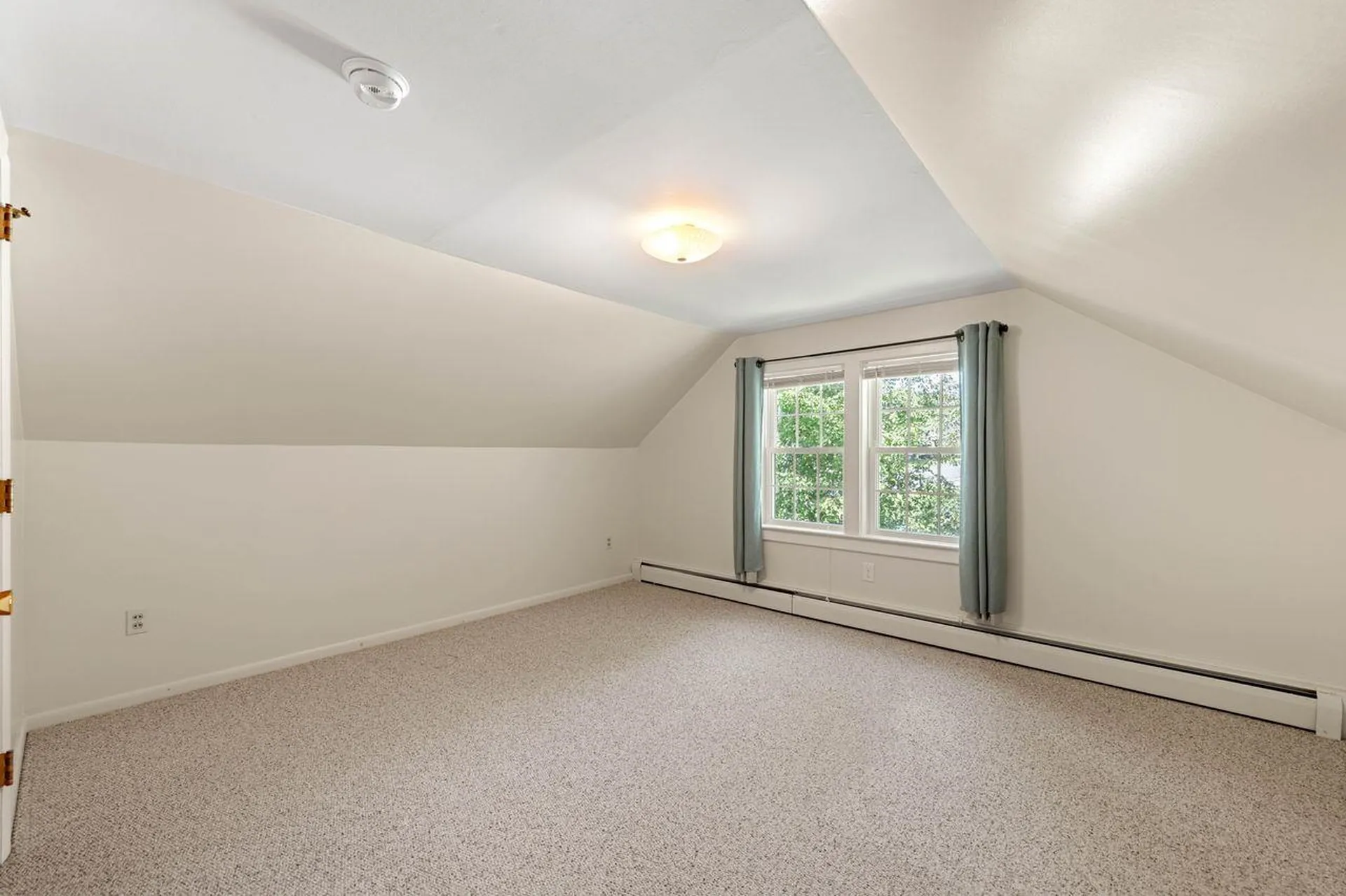 10 Crescent Avenue Dover NH 03820