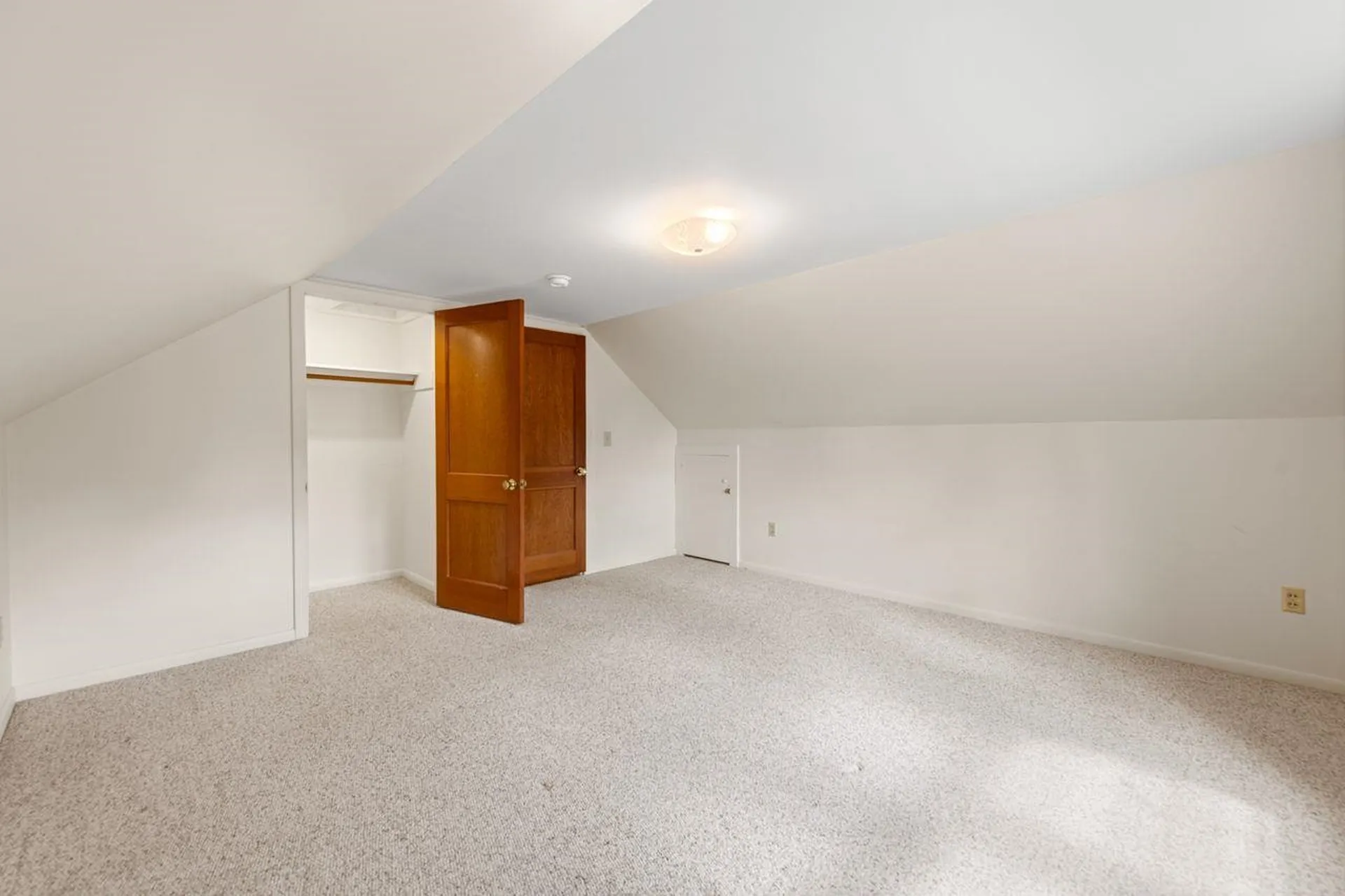 10 Crescent Avenue Dover NH 03820