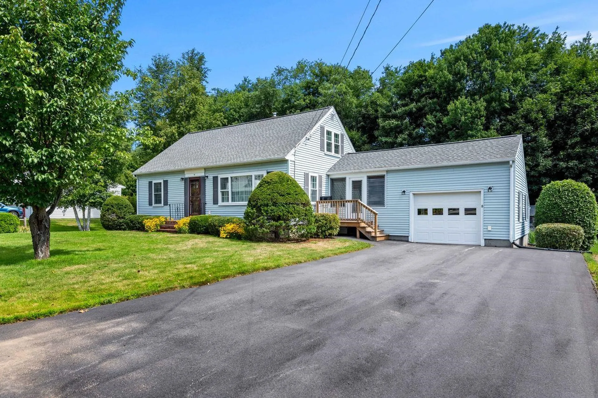 10 Crescent Avenue Dover NH 03820