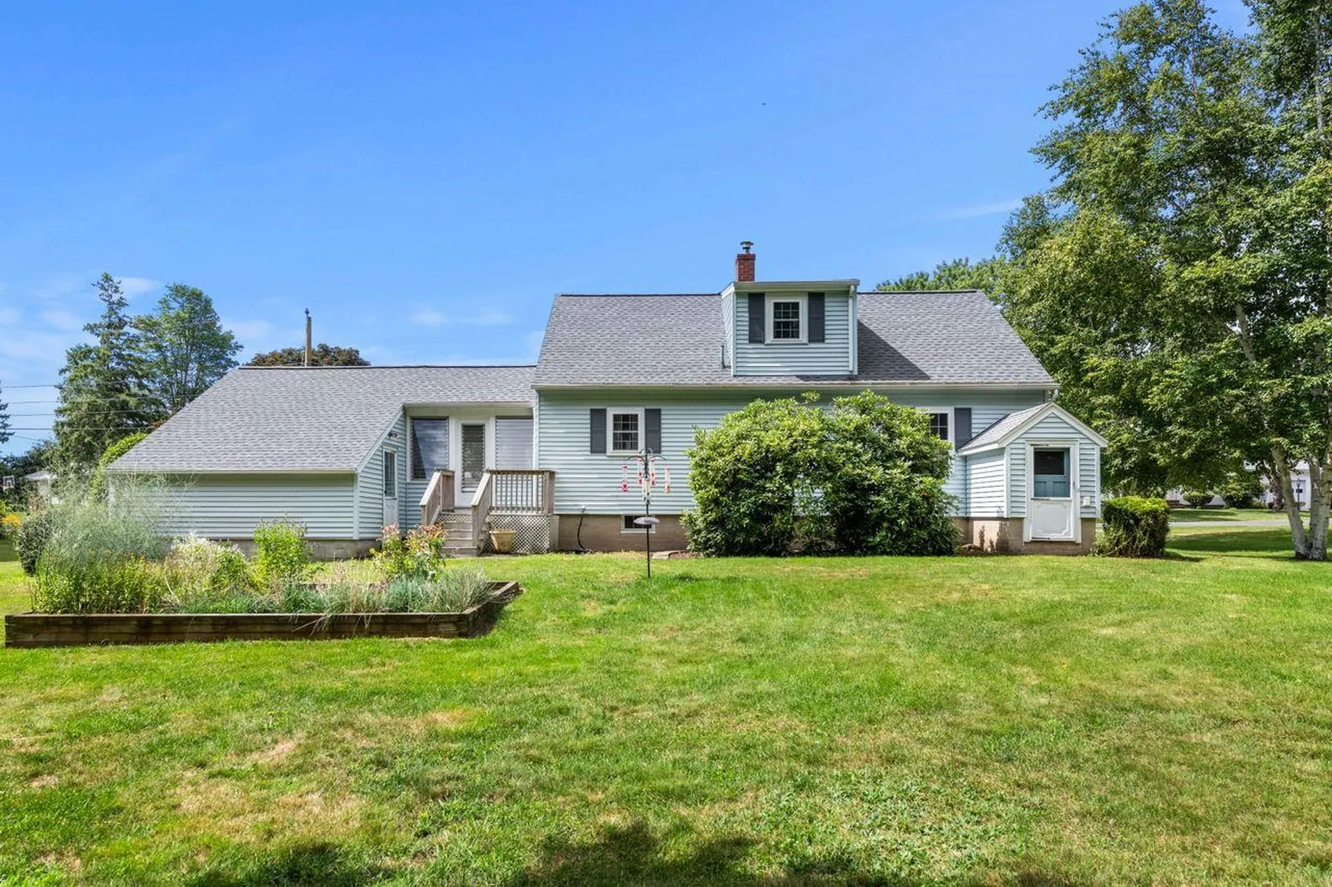 10 Crescent Avenue Dover NH 03820