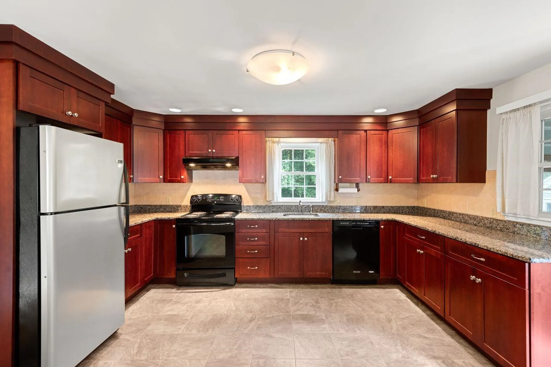 10 Crescent Avenue Dover NH 03820