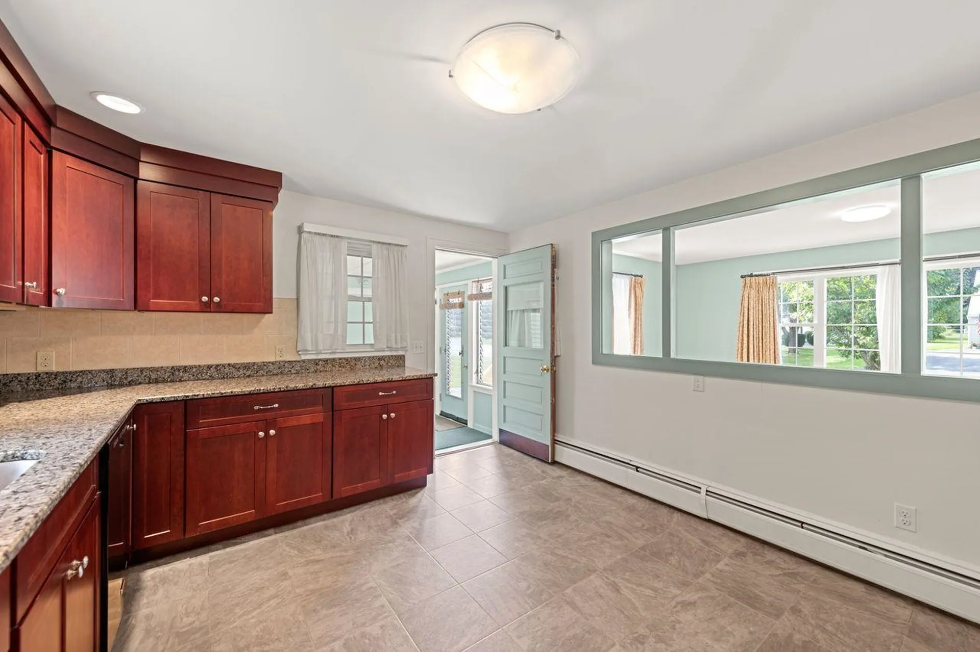 10 Crescent Avenue Dover NH 03820